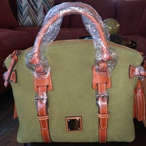 Dooney & Bourke Color Moss Olive very gorgeous bag